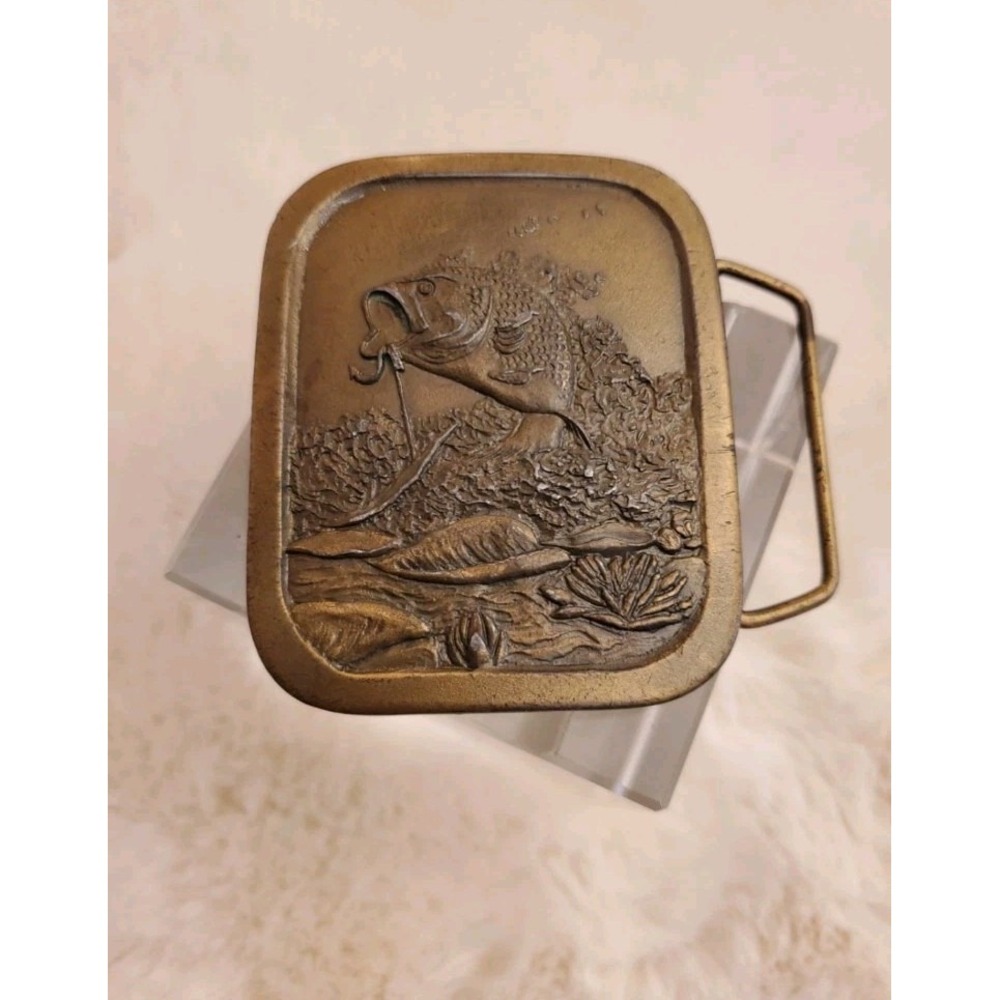 Vintage Brass Indiana Metal Craft‎ Bass Fish Belt Buckle 2 1/4" Wide 1976